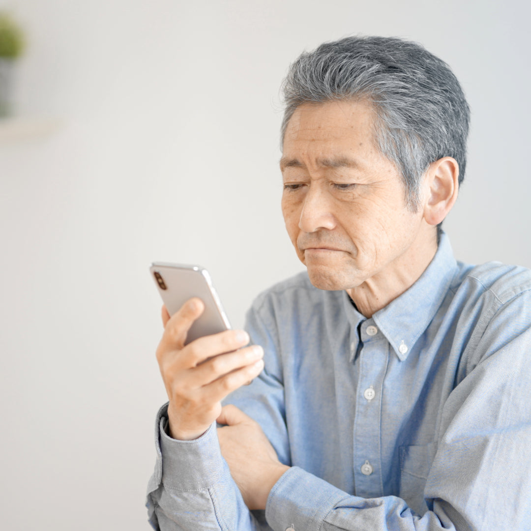 離れて暮らす親の見守り、どうしてる？AI音声で安心な毎日を