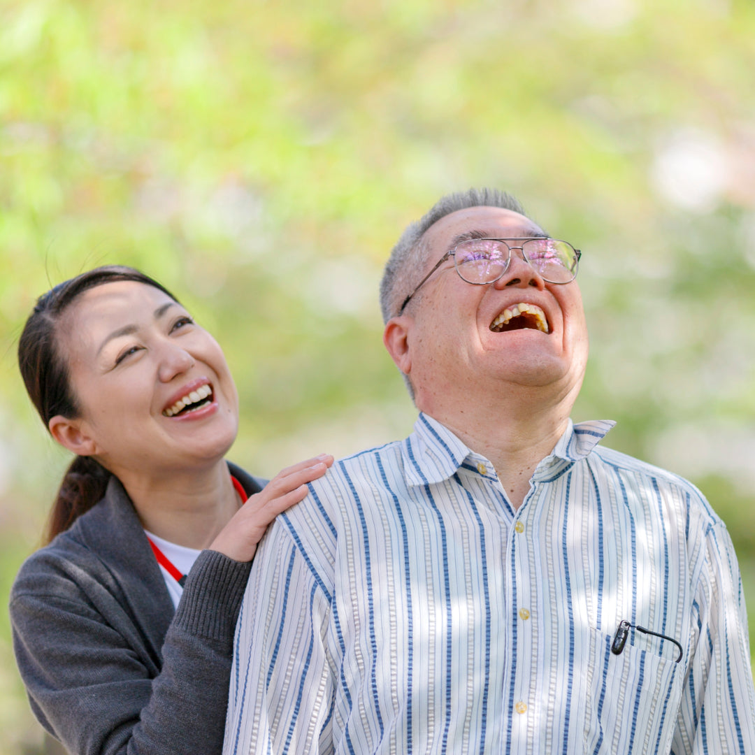 【親の見守り】もう「監視」で悩まない。AIとの会話で心が通う新しい見守り方